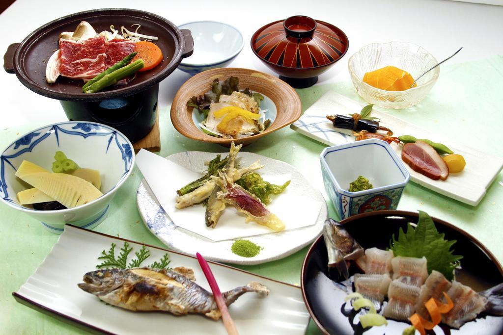 Asano Ryokan Gujo Buitenkant foto